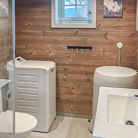 3 Bedroom Cozy In